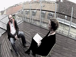 Veiszer Alinda újra képernyőn!