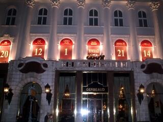 Európai Uniós karácsonyfa kiállítás