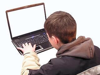 Hasznos is lehet, ha a gyerek folyton a számítógép előtt ül