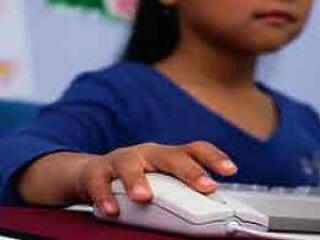 "Azon kaptam a 13 éves lányom, hogy maszturbál a webkamera előtt"