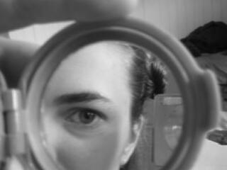 Egy nő, aki még a saját arcát is elfelejtette