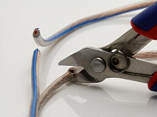 Mik azok a kábelcsupaszító szerszámok és mire használhatóak?