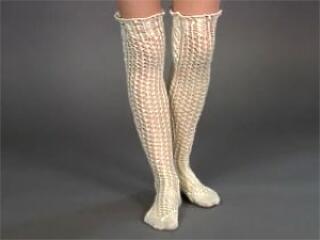 Videó: Kézzel készült harisnya