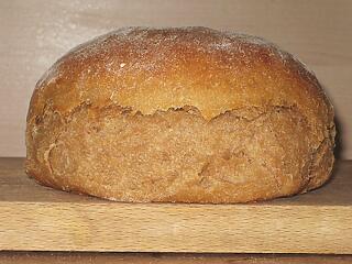 Mert lelke van még a zsíros kenyérnek is...