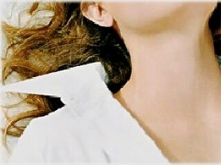 Vigyázz! A nyakad elárulja hány éves vagy!