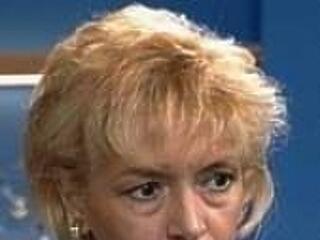 Berényi Klaudia maradjon a fakanálnál?