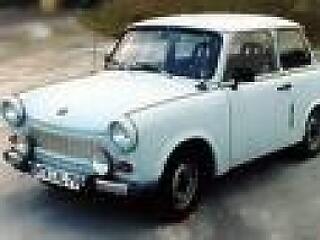 Robogja át az éjszakát retróautókkal!