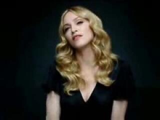 Botrányos: Madonna válik gyermeke apjától!