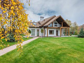 Változatos, időtálló kombi térkövek a burkolt felületek szépségéért