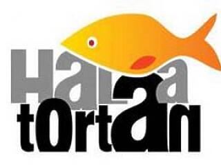 Durva! Bangó Margit vacsoráján köpködtek a lányok!