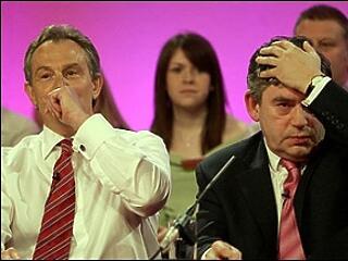 Ha a politikus megérinti az orrát, akkor hazudik