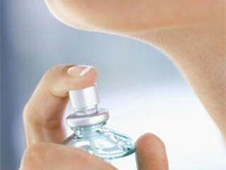 A boldogtalanok több parfümöt használnak