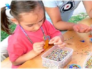 Kis kézművesek a Szigeten