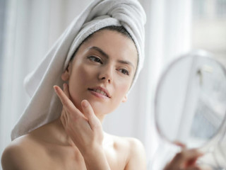 A tranexámsav titka: hogyan érhetünk el ragyogó bőrt?