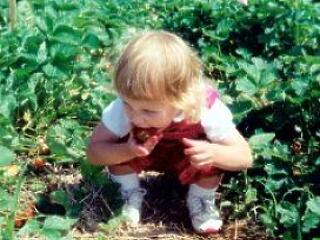 9 évesen menstruálnak és nő a mellük