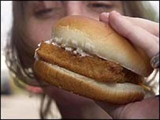 Minek a répa otthon, ha suli után hamburgert zabál?