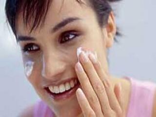 Meddig szavatos egy kozmetikai termék?