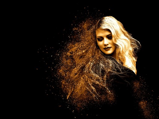 Szép nő szőke hajjal, Kép: pixabay