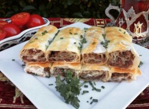 Börek marhahúsból, Kép: Pammer Lívia