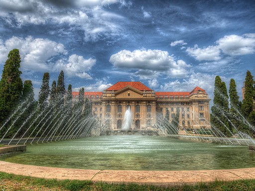 Debreceni Egyetem, Kép: wikipedia