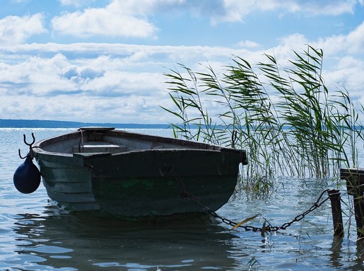Csónak a Balatonon a szélben, Kép: pixabay