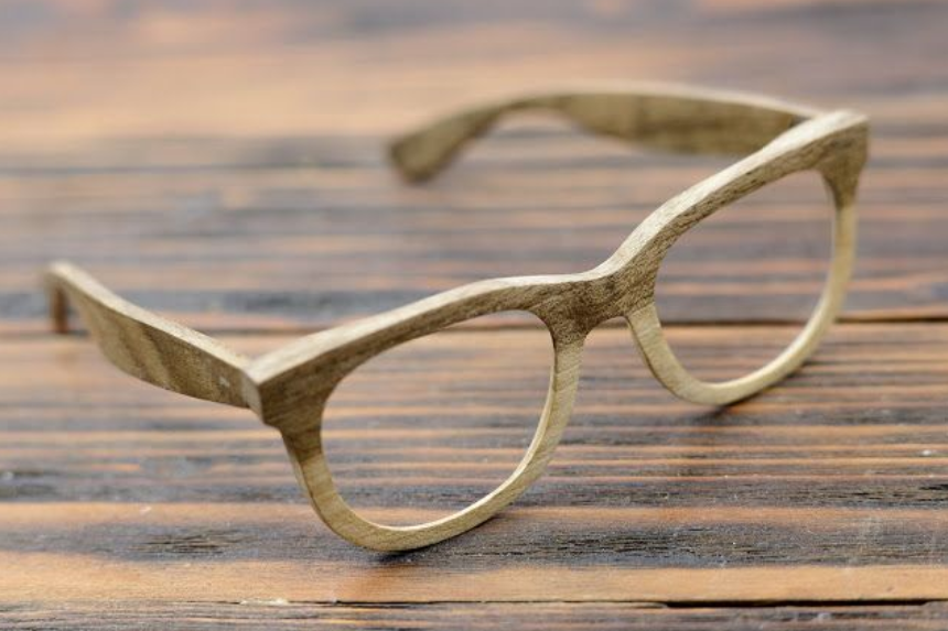 Az ilyen szemüveget párosítsd a legfelkapottabb ruhadarabjaiddal, és igazán divatos leszel vele 2021-ben! (Fotó: Pinterest)