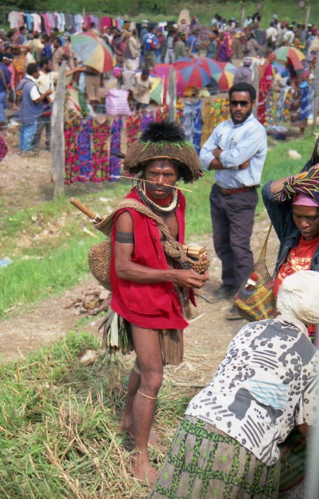 papua-uj-guinea-helyi-lakos